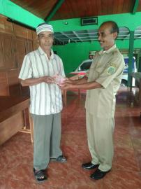 Kalurahan Pengkol Distribusikan BLT-DD Mei 2025 untuk Ringankan Beban Ekonomi Warga